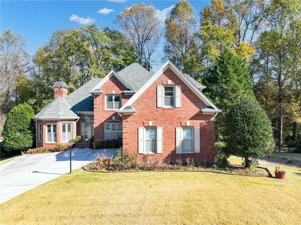 320 Savannah Pl, Loganville, GA 30052