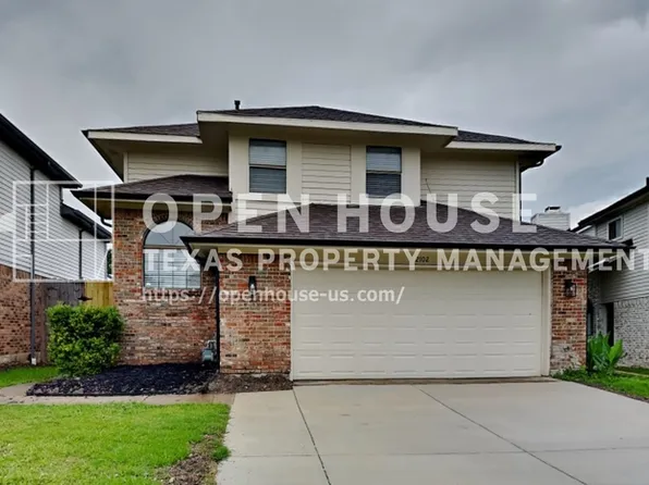 2102 Holly Hill Ln, Carrollton, TX 75007
