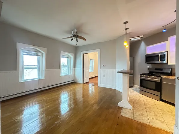 117 Almy St, Providence, RI