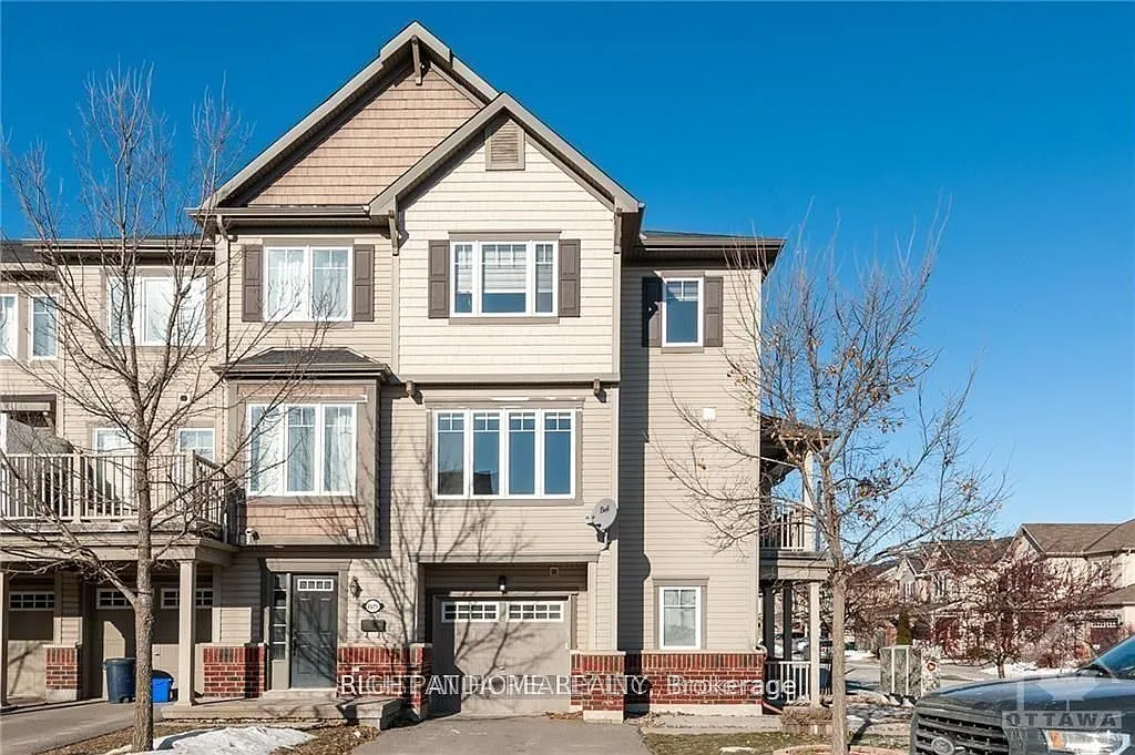 3 bed, $2,399 — Photo 1