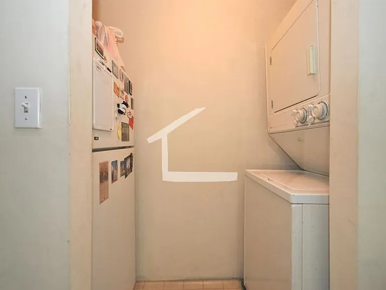 34 Linden St — Photo 7