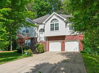 984 Trail Ridge Cir, La Vergne, TN 37086