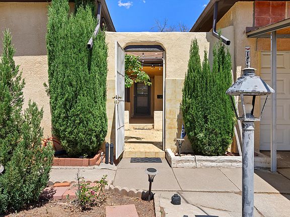4th image of 1832 Childers Dr NE