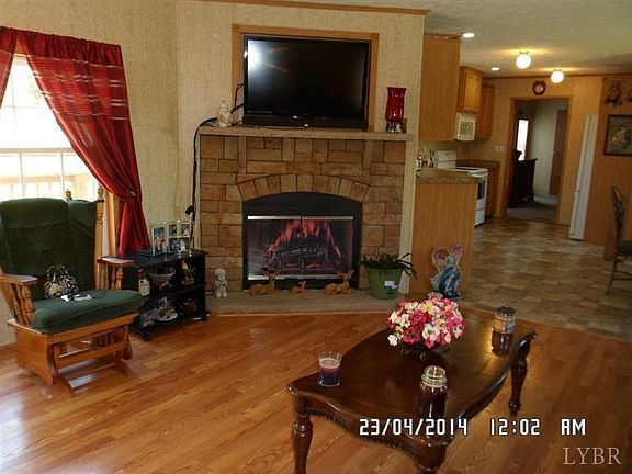 4th image of 1151 Broadview St