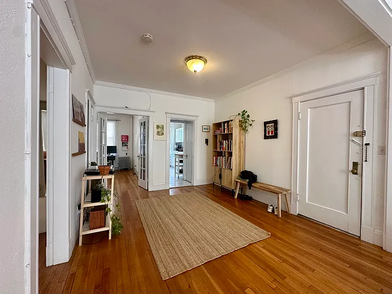 44 Longwood Ave #3 — Photo 11