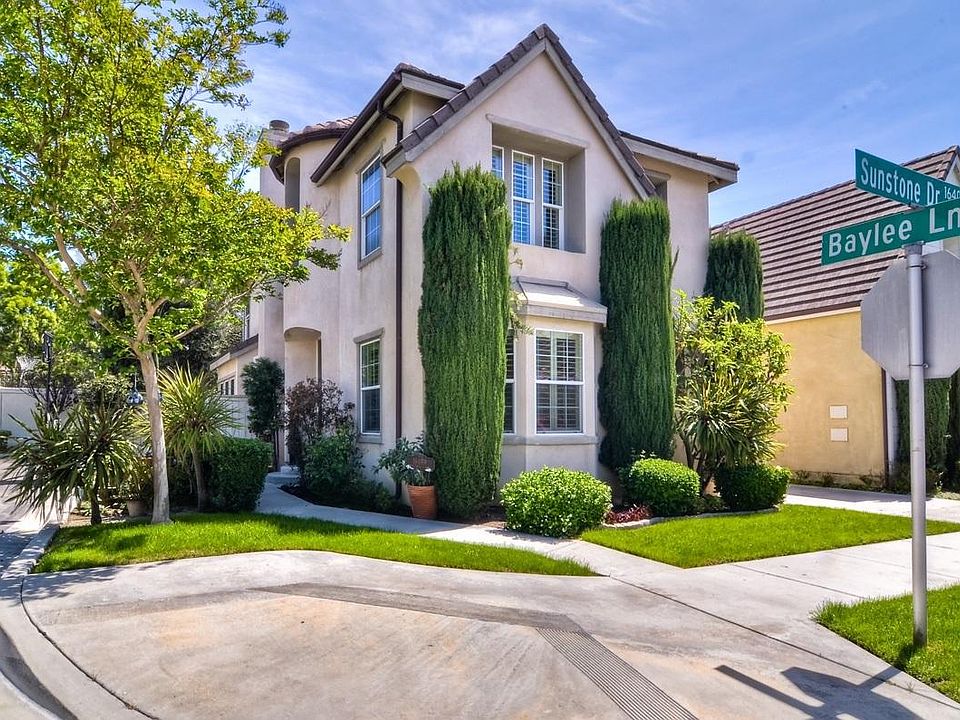 1st image of 16489 Sunstone Dr