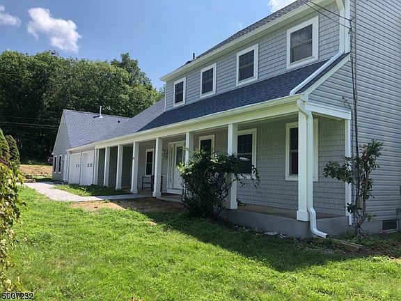 5th image of 36 Heritage Dr