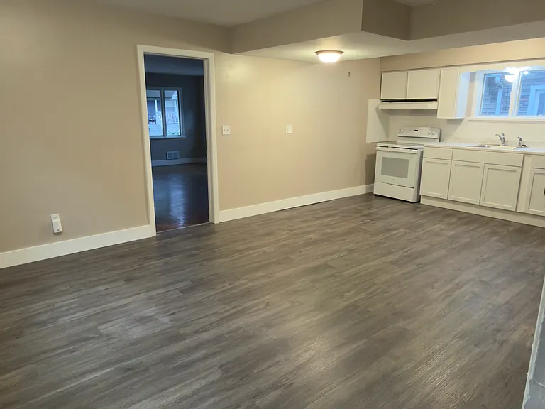 54 Cameron St #1 — Photo 4