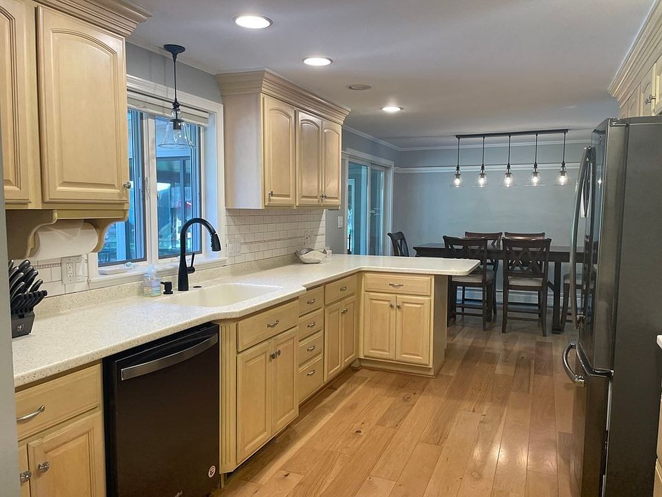 9 Massachusetts Ave, Danvers, MA 01923 Zillow