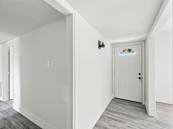 5th image of 3907 Sandy Meadow Ln