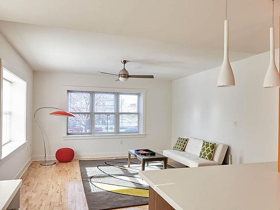 Dining/Living room