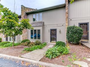 3433 Londonderry Ct, Roanoke, VA 24018