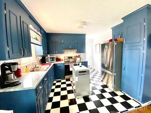 4th image of 148 Moorman Dr