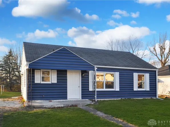 1009 N Howard St, Union City, IN 47390