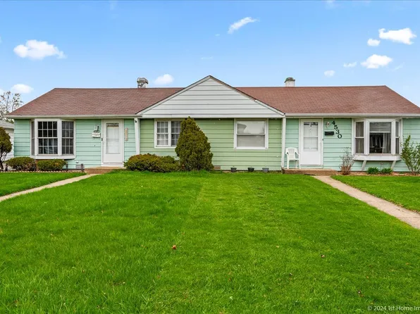 4530 W 89th St, Oak Lawn, IL 60456