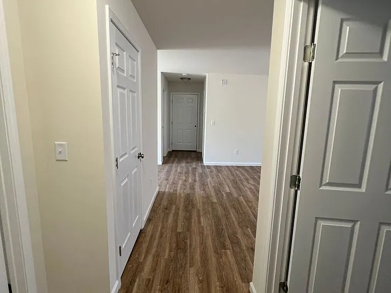 360 Rick Rd — Photo 32