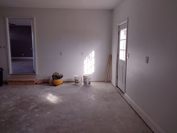 3rd image of 23443 Milbrook Trl