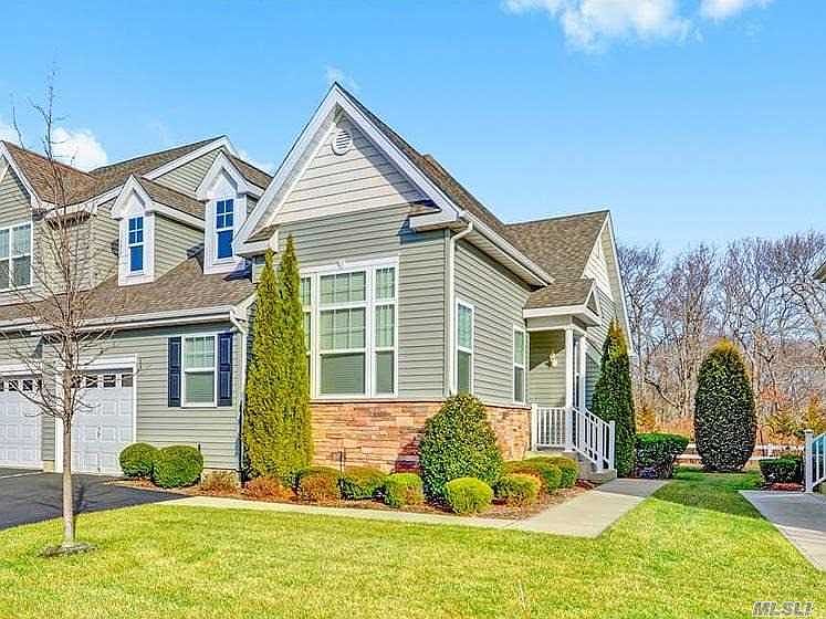 84 Pacific Dunes Ct, Medford, NY 11763 Zillow