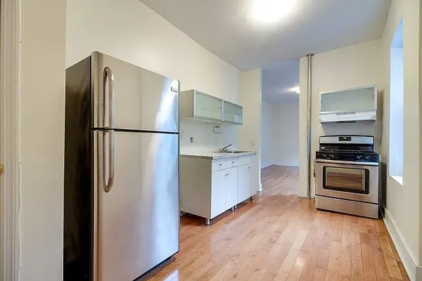 Rented by EXR | media 3