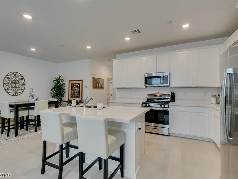 1535 Maria Crossing Ave — Photo 15