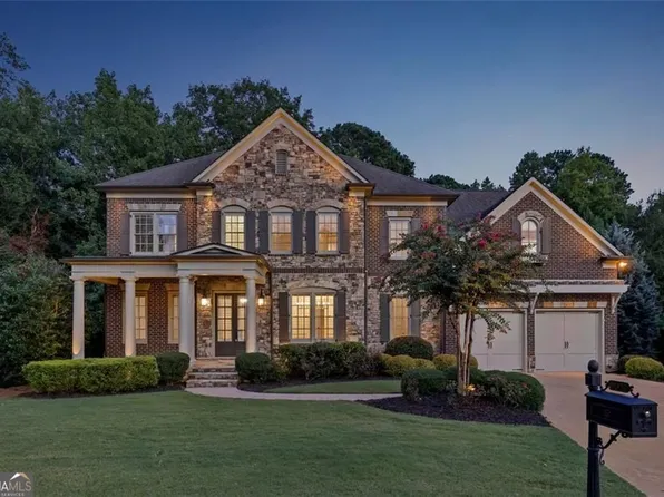 1070 Stonegrove Ln, Roswell, GA 30075