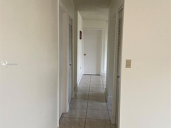 5th image of 150 SW 115th Ave