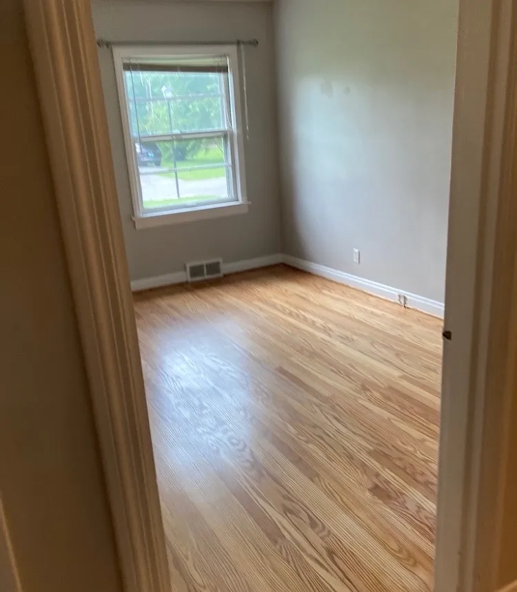 3 bed, 1425 sqft, $1,800 — Photo 2