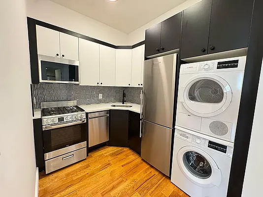 Rented by Leasing Management LLC | media 2