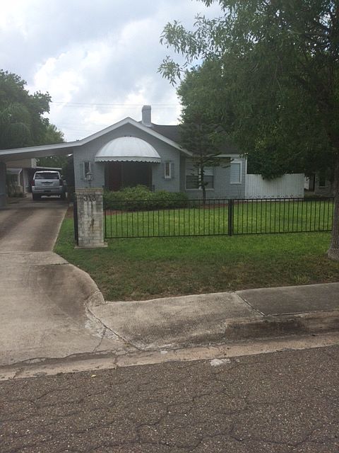 1st image of 313 W Buchanan St