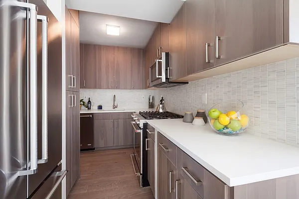 Rented by Greystar | media 2