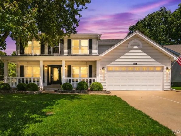 329 Gateford Dr, Ballwin, MO 63021