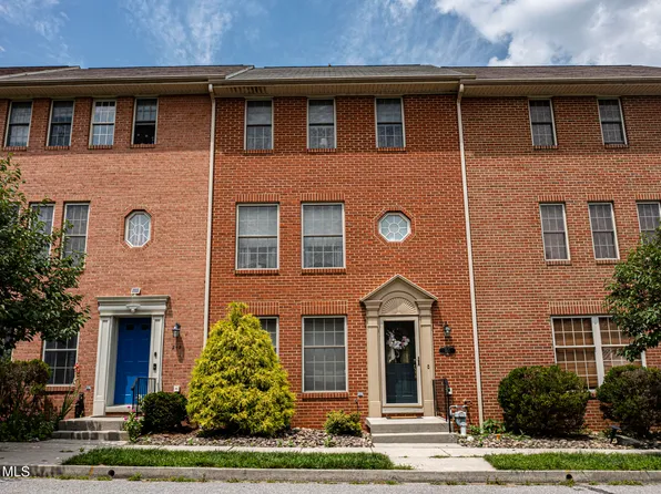 215 Sweet Cherry Ct, Hollidaysburg, PA 16648