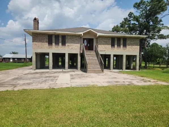 1513 Bayou Dularge Rd, Theriot, LA 70397