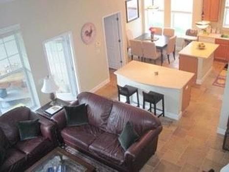 4th image of 4101 Haws Ln
