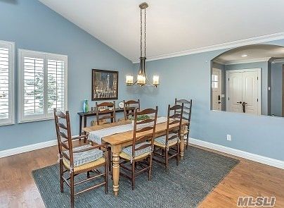 3rd image of 3 Stillwater Ave