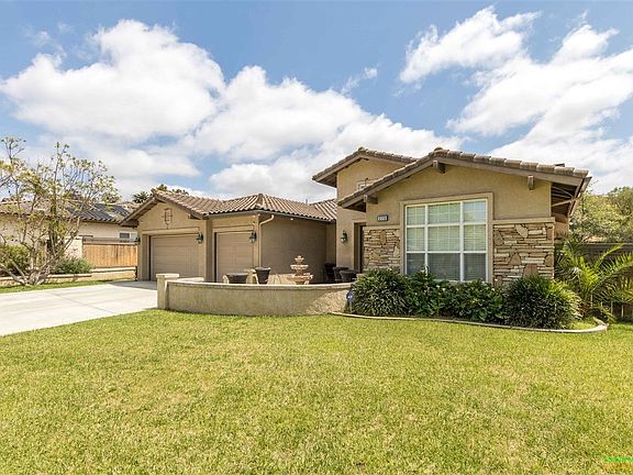 5th image of 275 Amelia Ct