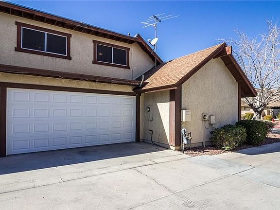 2nd image of 4535 Buena Vista Dr