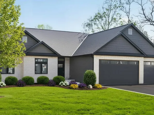 12626 Ellen Dr, Genoa, IL 60135