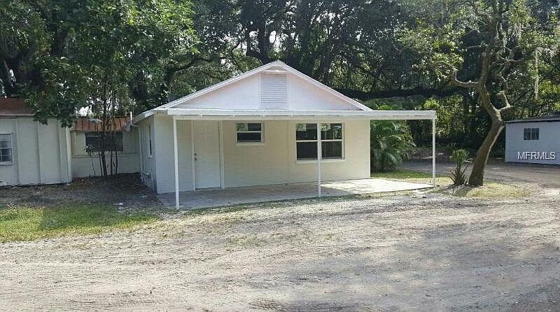 1st image of 605 S 70th St