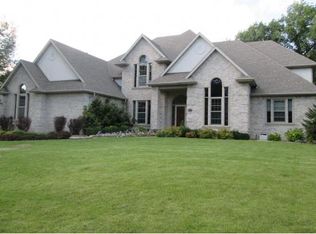 1420 Finch Ln, Green Bay, WI 54313