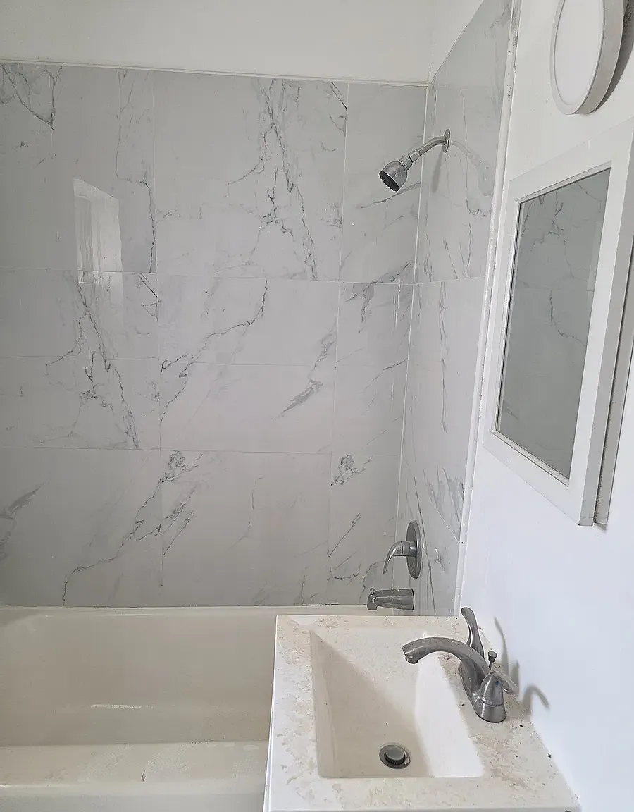 325 Roseville Ave — Photo 2