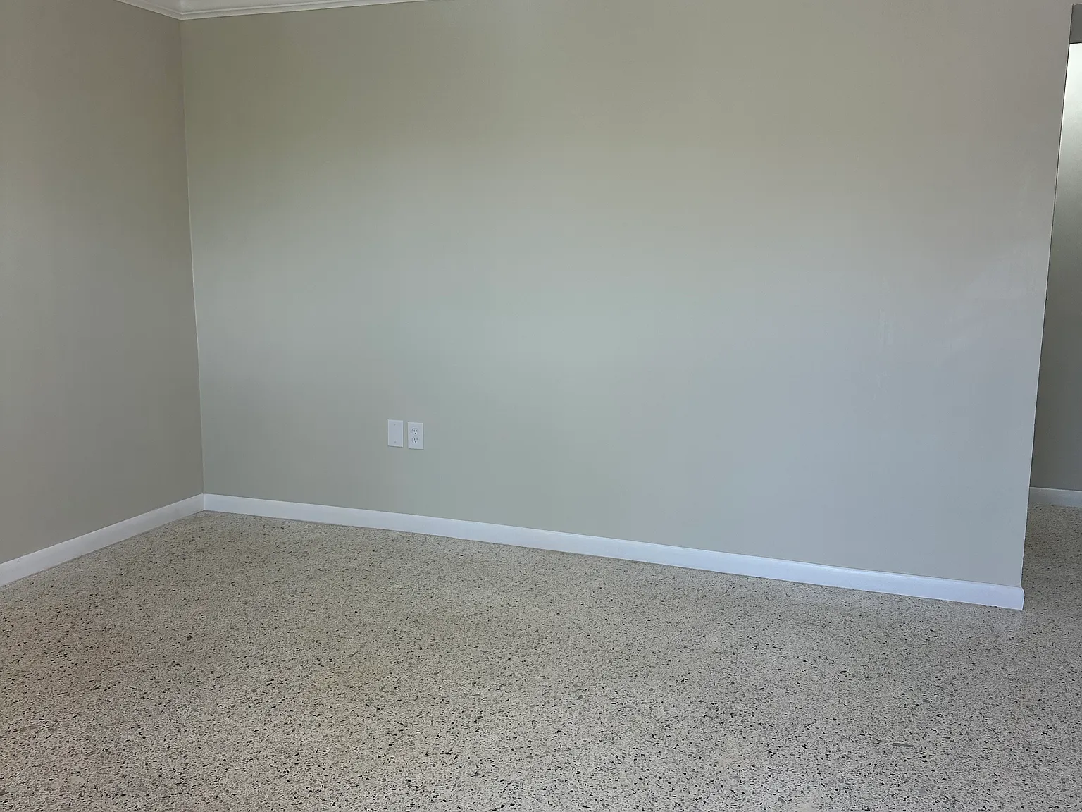 2 bed, $2,100 — Photo 2
