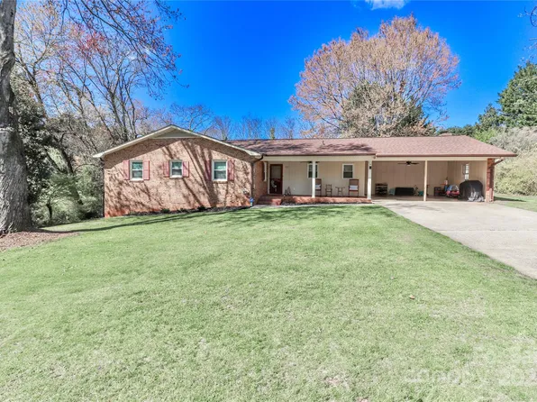 737 Waverly Pl, Statesville, NC 28677