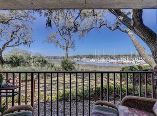 100 Helmsman Way APT 101, Hilton Head Island, SC 29928
