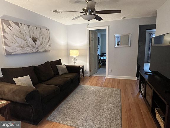5th image of 3521 Old Crown Dr