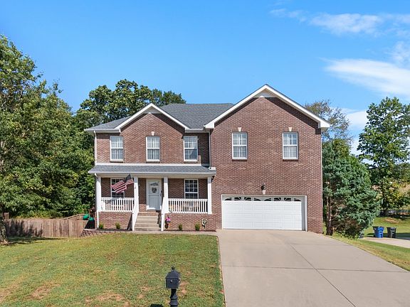 3rd image of 732 Forrest Cove Ct