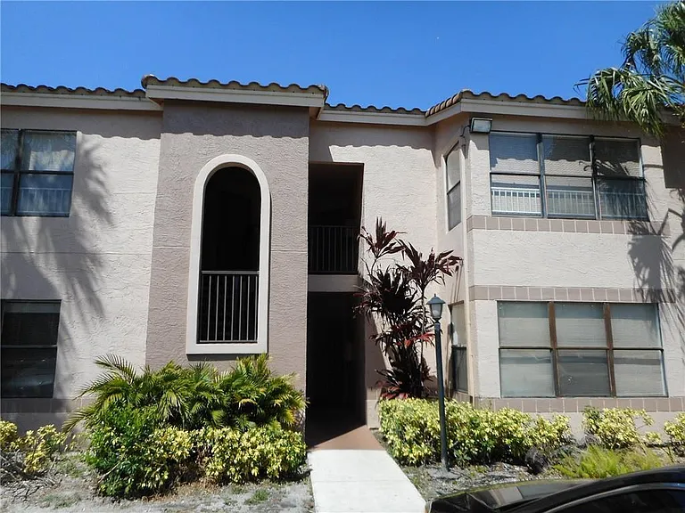 2736 S University Dr #1104 — Photo 2