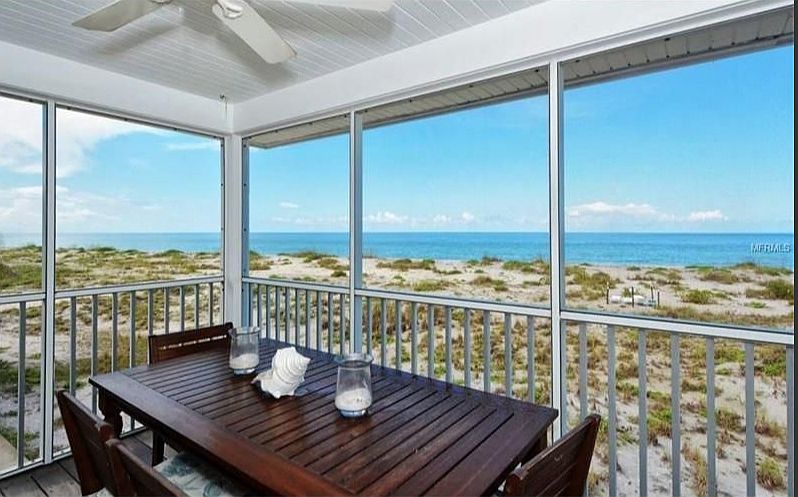 Screened in main level porch