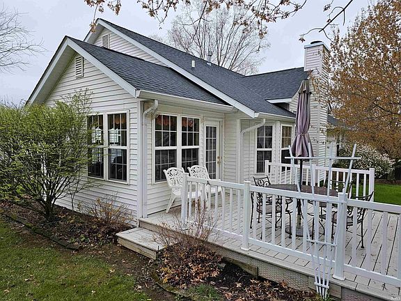 4th image of 1205 W Aspen Ct
