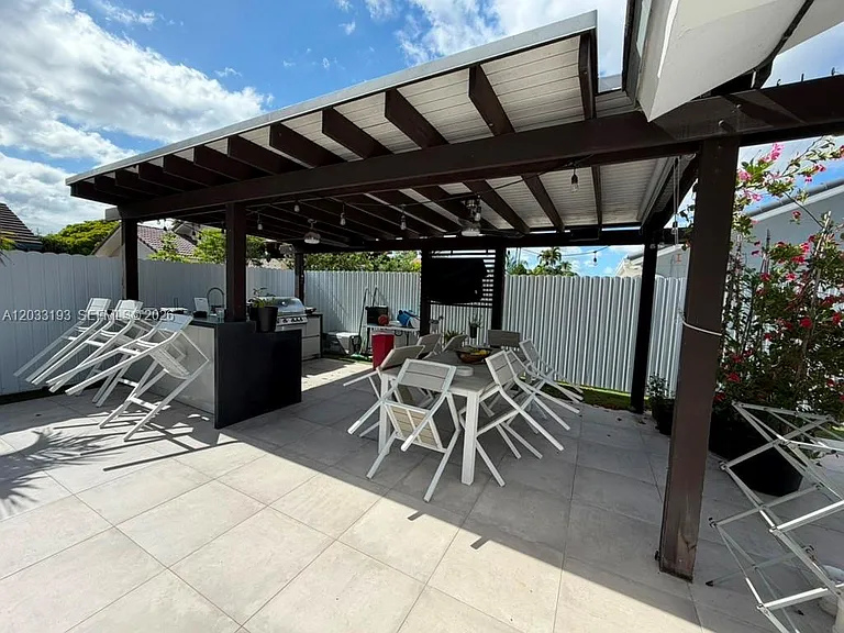 3121 SW 140th Ave — Photo 20